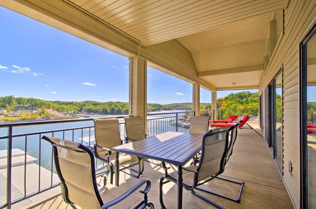 Bright Waterfront Condo With Resort Amenities! レイク・オザーク エクステリア 写真