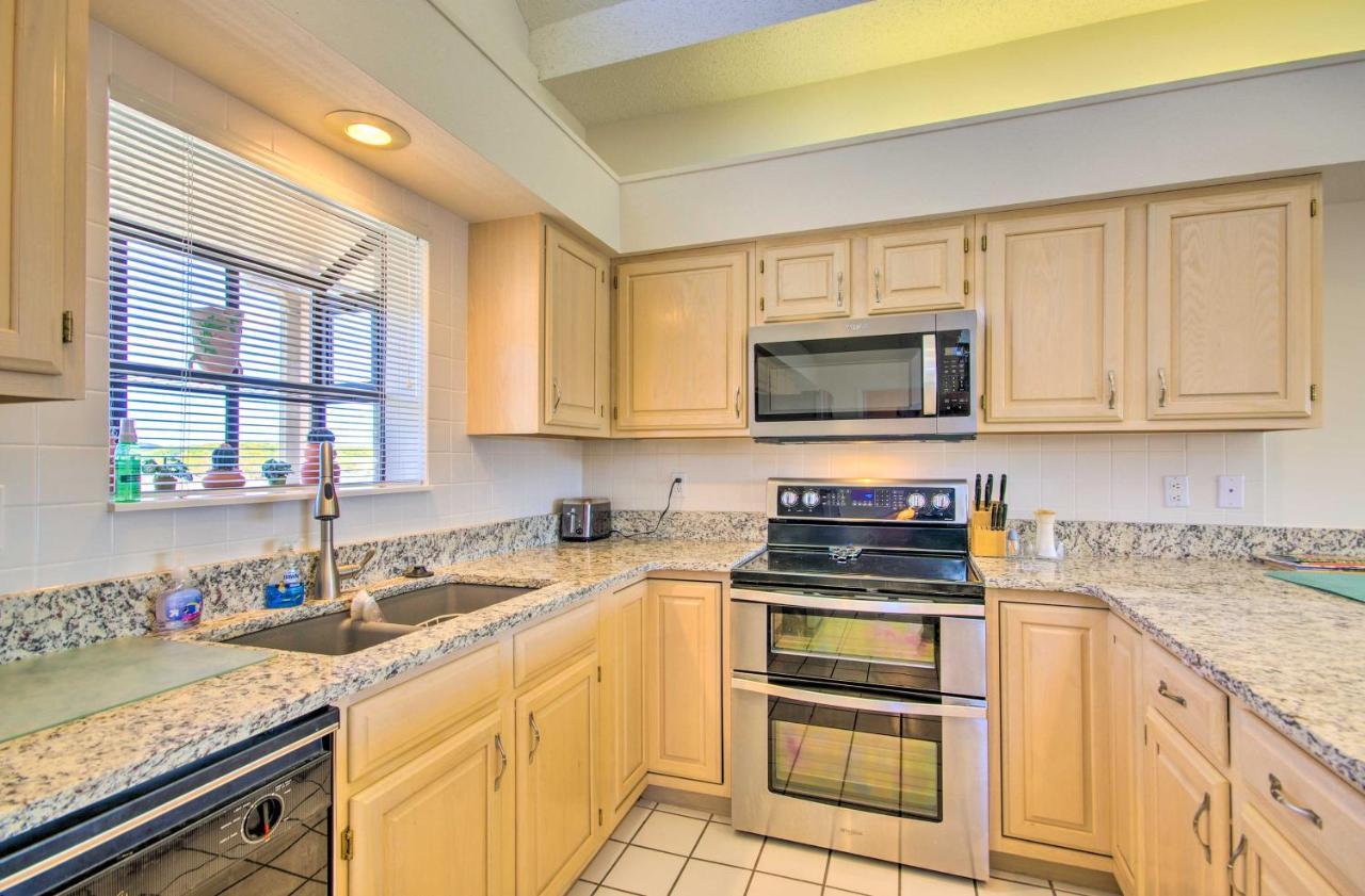 Bright Waterfront Condo With Resort Amenities! レイク・オザーク エクステリア 写真