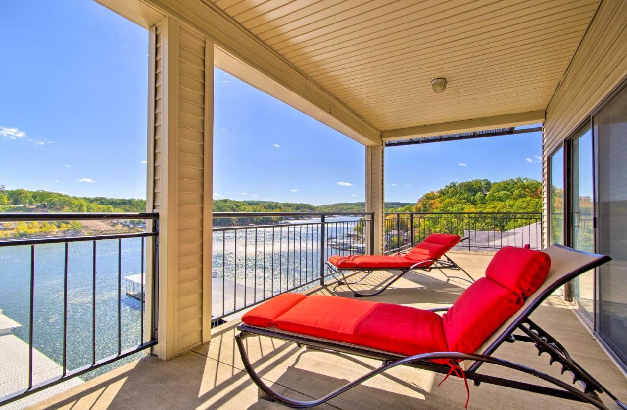 Bright Waterfront Condo With Resort Amenities! レイク・オザーク エクステリア 写真