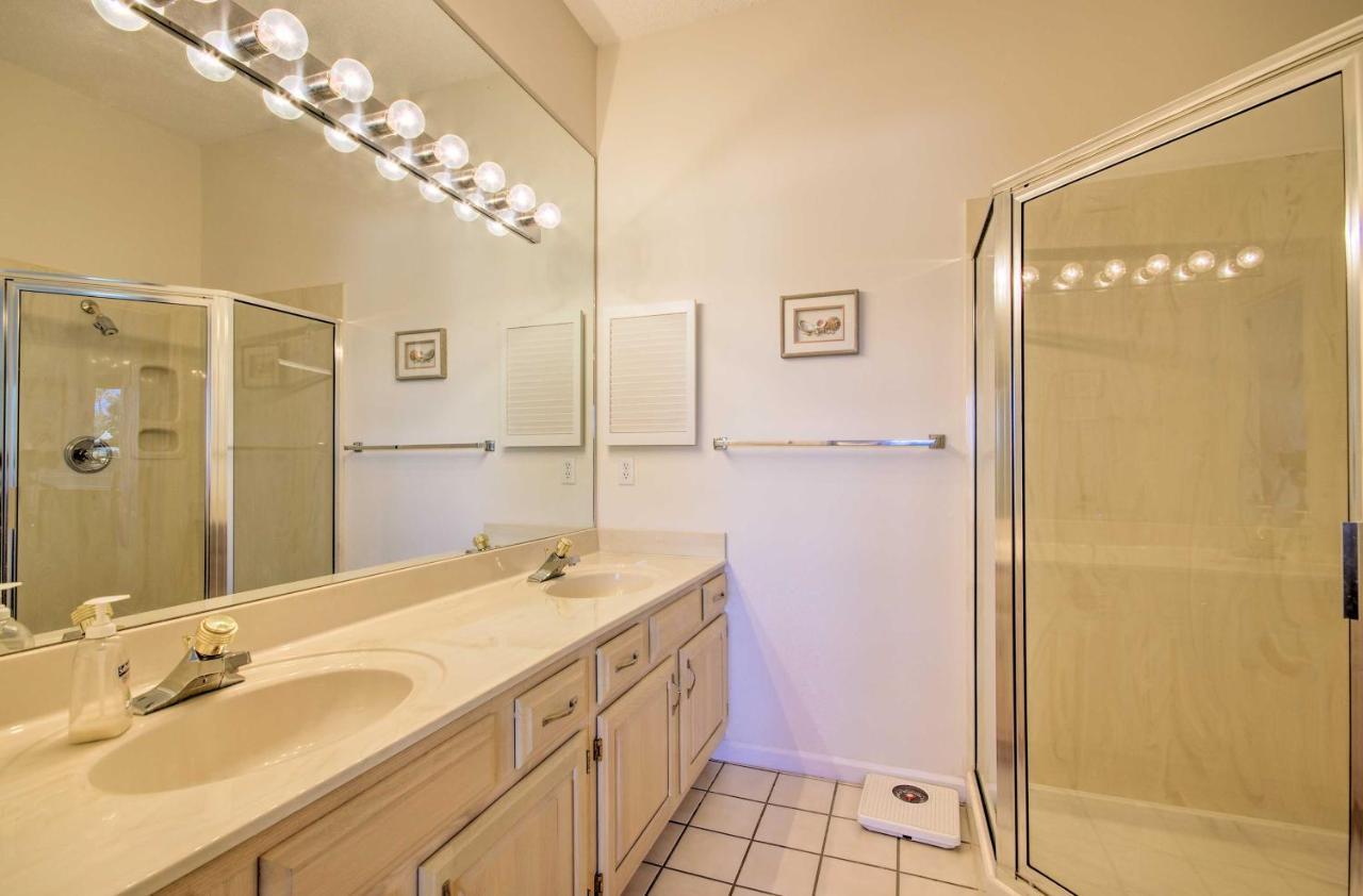 Bright Waterfront Condo With Resort Amenities! レイク・オザーク エクステリア 写真